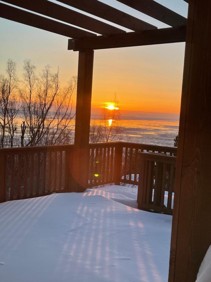 Frenchy'S Adventure Bed And Breakfast Анкъридж Екстериор снимка